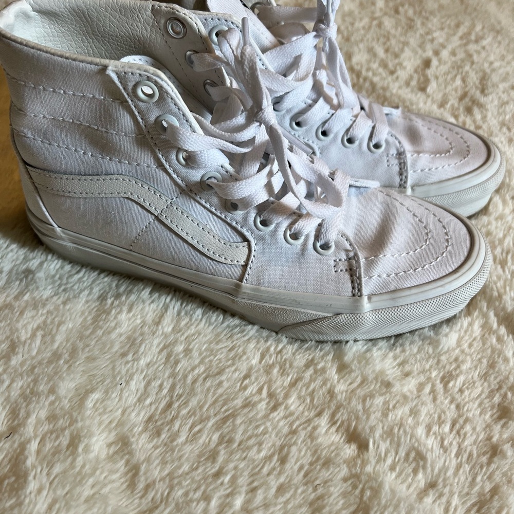 Vans White High-Top Sneakers Classic Design